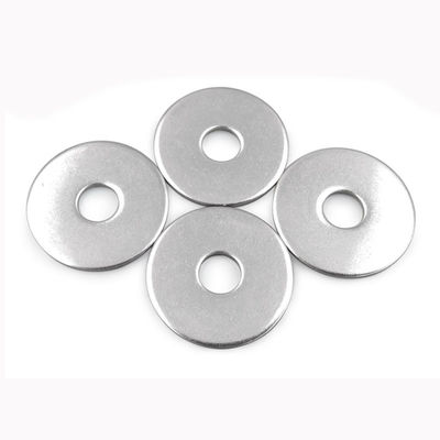 DIN 125 Platte wasmachines Carbon Steel bevestigingsmiddelen Klasse 4.8/8.8 zink geplaatst